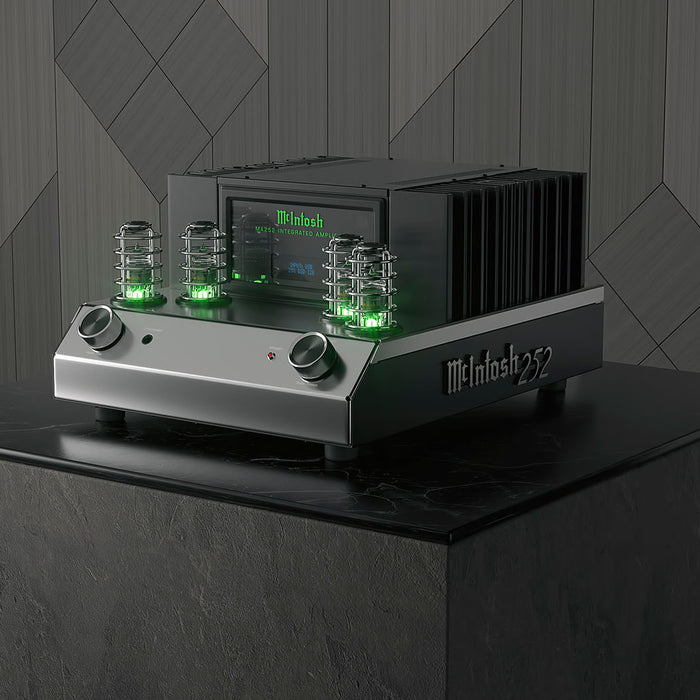 The McIntosh MA252: Bridging Tradition and Innovation in High-Fidelity Audio