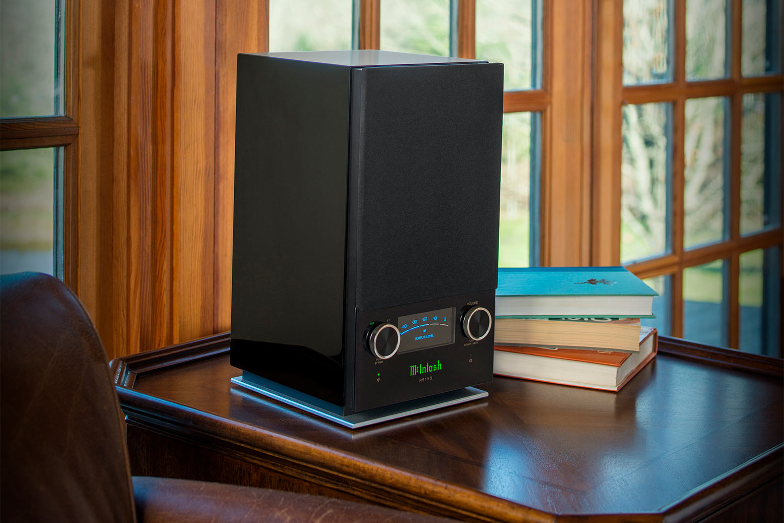 The McIntosh RS150 Wireless Loudspeaker: Unleashing Unparalleled Sonic Freedom
