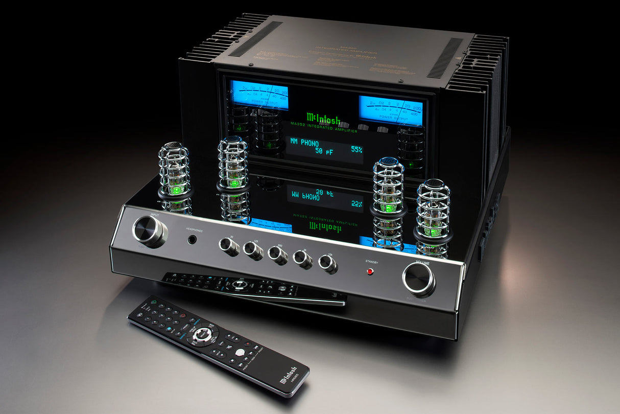 MCINTOSH MA352 INTEGRATED AMPLIFIER  "DISPLAY MODEL ONE ONLY"